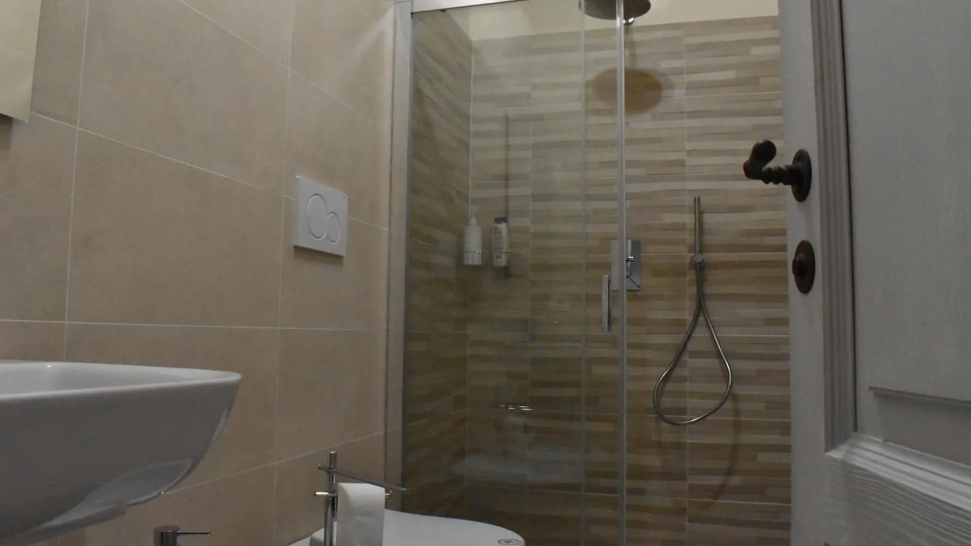 Claves Claustri - Camere In Appartamento Storico Sarteano Guest house