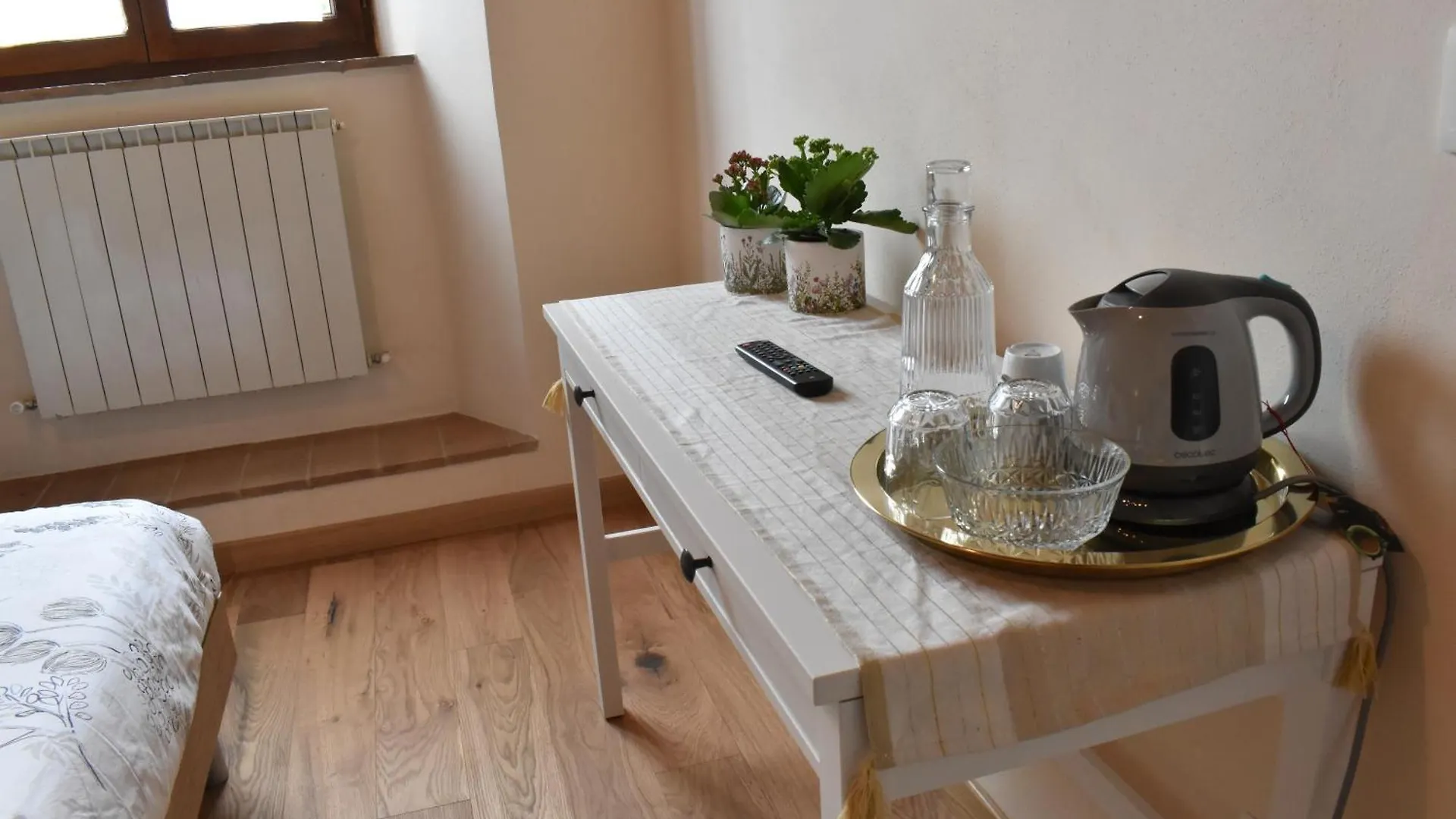 Claves Claustri - Camere In Appartamento Storico Sarteano